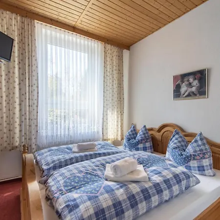 Landgasthof Veitenhaeuser בית הארחה Treuen